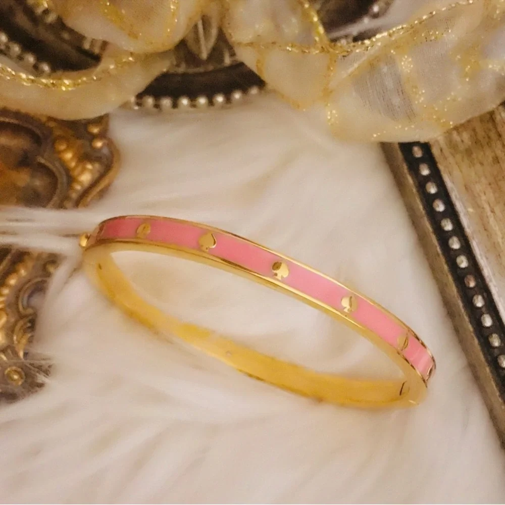 Kate spade spot the spade bangle bracelet gold pink 🩷♠️ - Picture 7 of 11